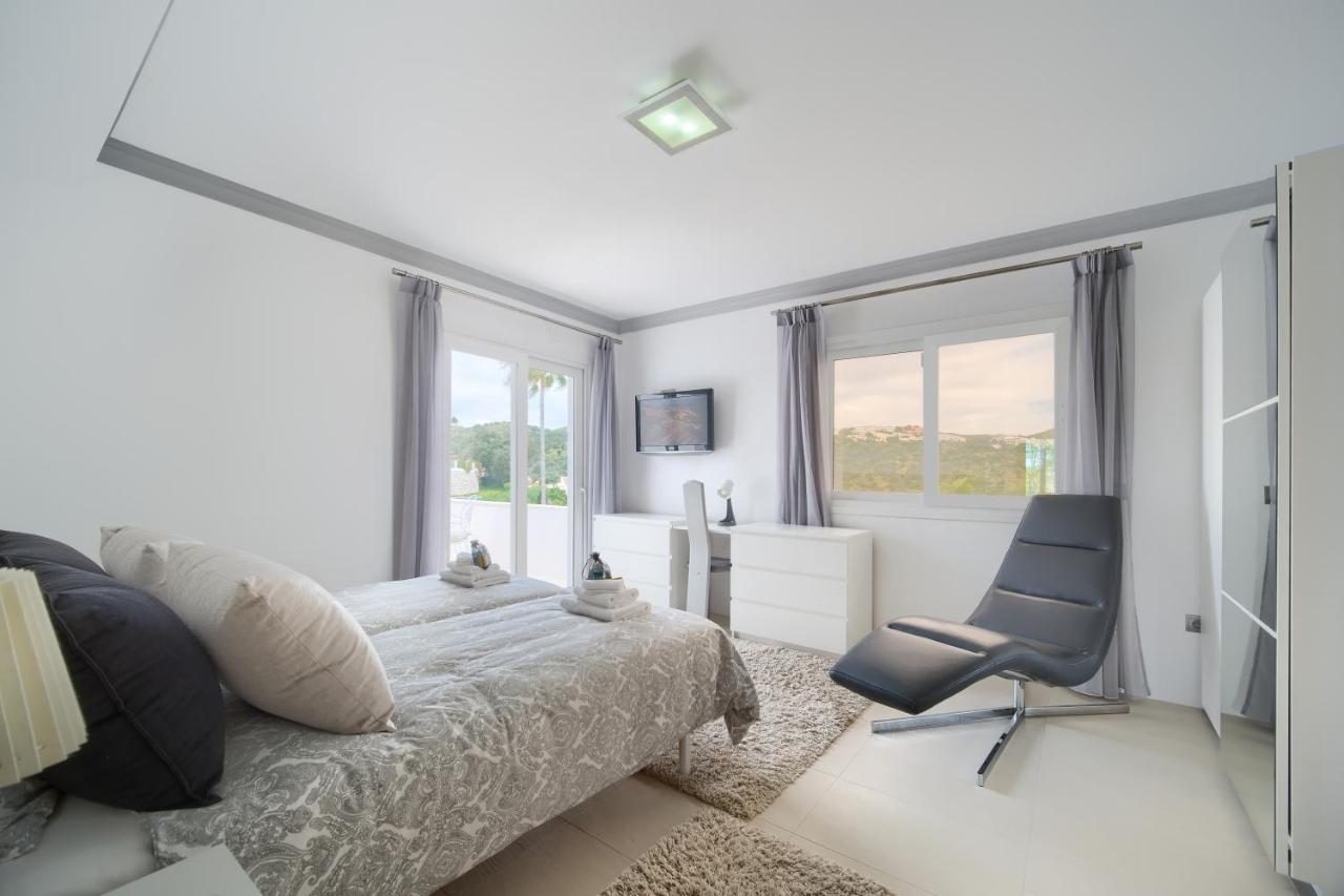 Villa Uno Sitio de Calahonda Eksteriør bilde